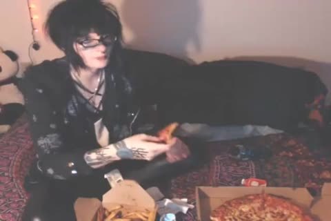 Vayna & Gurlfriend On webcam three