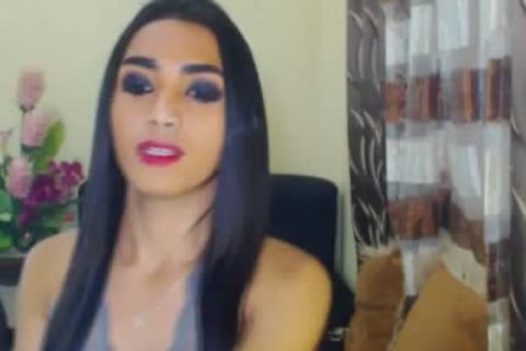 Hung tgirl Plays Her massive pecker