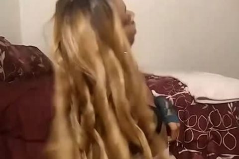 Slimthickthegoddess t-girl webcam
