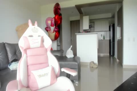 Live non-professional tgirl cam With Monster latina shlong