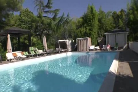 Ultimate joy For Raphaella Ferrari bare