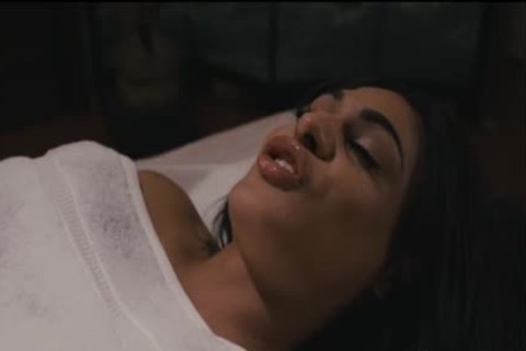 lascivious lad Satisfy His shemale Customer Eva Maxim ass Needs In Doggy