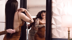 Transfixed: No-strings Sex Between Naughty BFFs