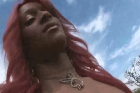 Foxy Redblowjob ladyman babe Tugging his pecker Out