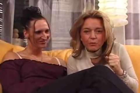 Tall sheboy Inserts Into Her a-hole